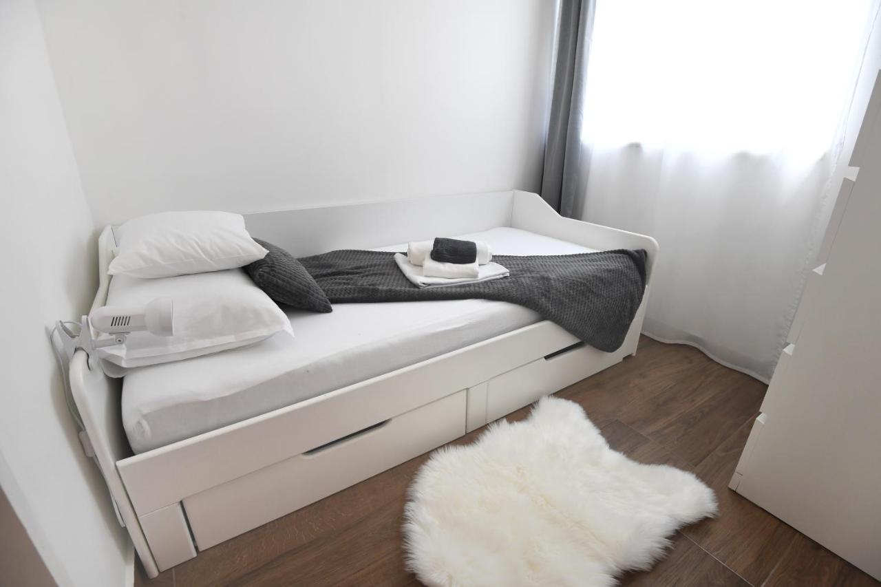 Apartment Linda ซาดาร์ ภายนอก รูปภาพ